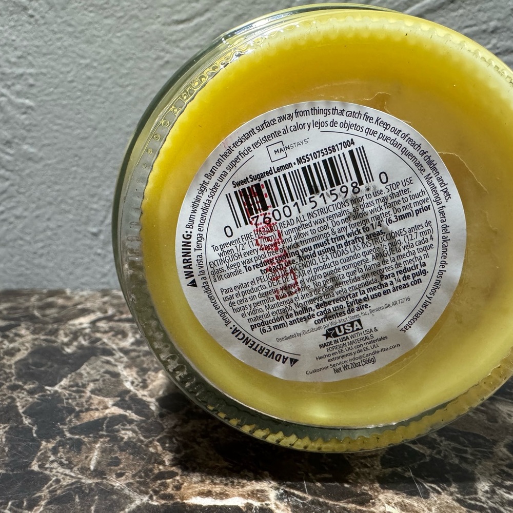 Mainstays Zesty Lemon Candle - Picture 2 of 4
